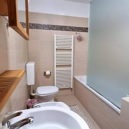 Birds And Sailboats Apartament *